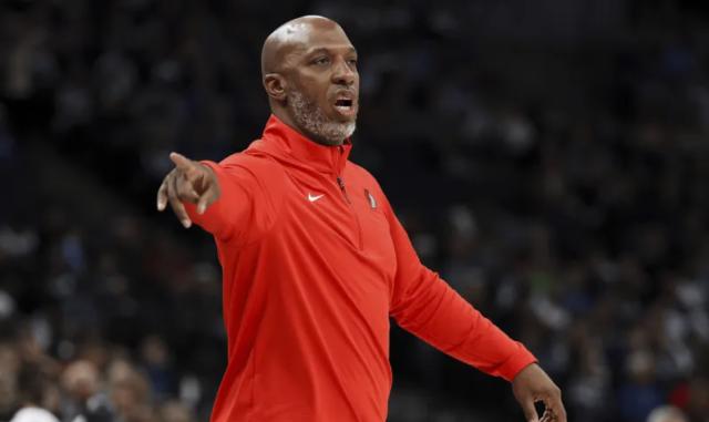 开云体育平台-全主力惨负残阵灰熊45分 比卢普斯：我们太丢人了