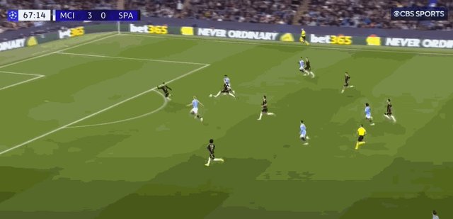 1729721508765038875.gif 4-0哈兰德.gif